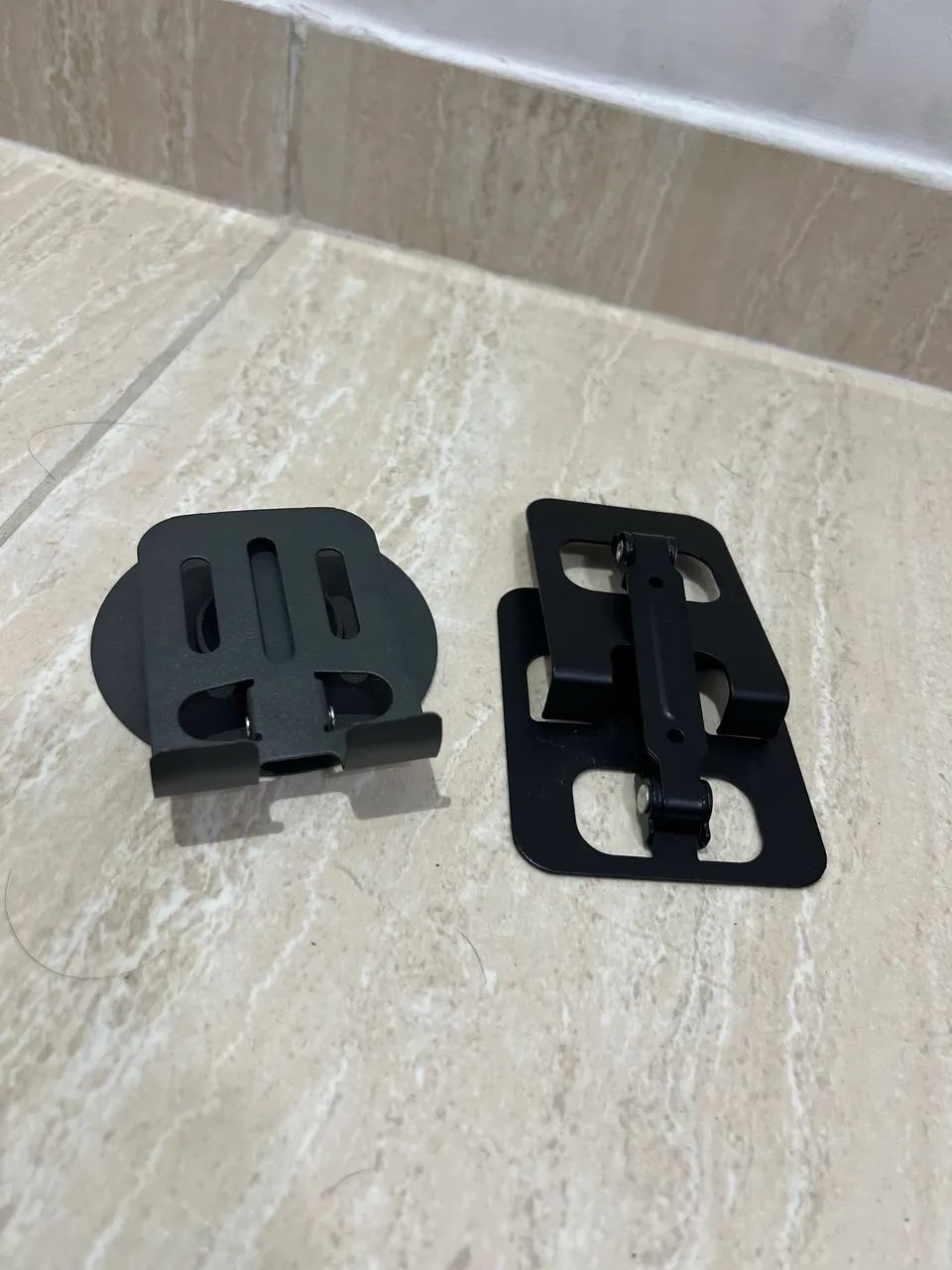 Suporte de Celular de Mesa em Metal - Foto 3