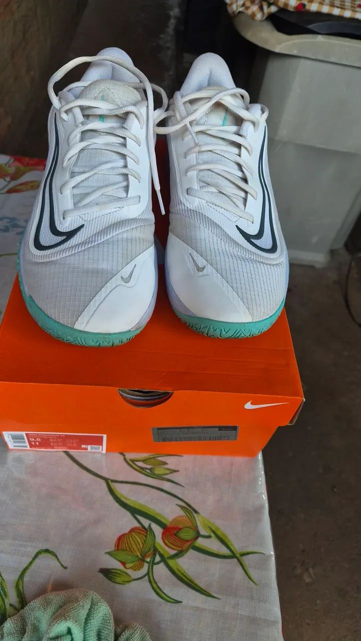 Tenis Nike precision 7