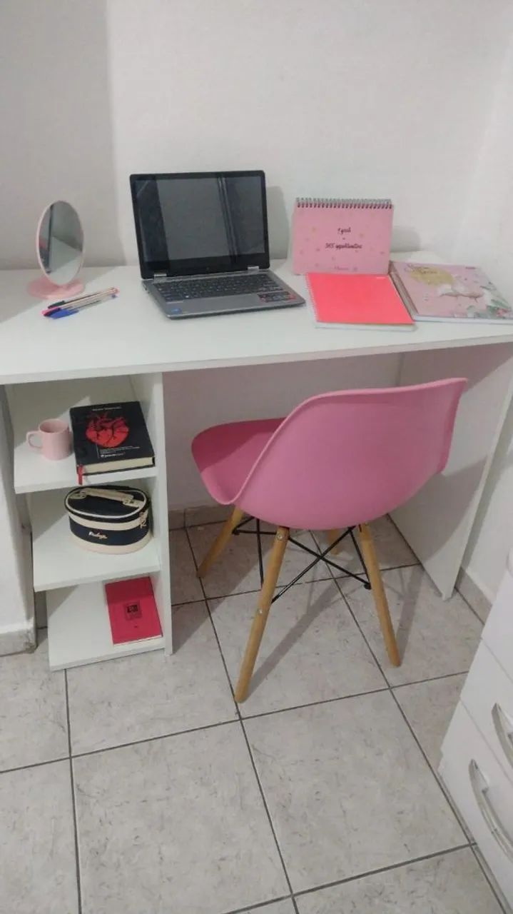 escrivaninha/penteadeira branca