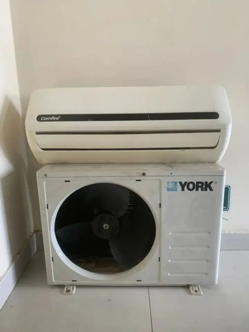 Ar-condicionado Split 12.000 BTUs - Comfee - Foto 2