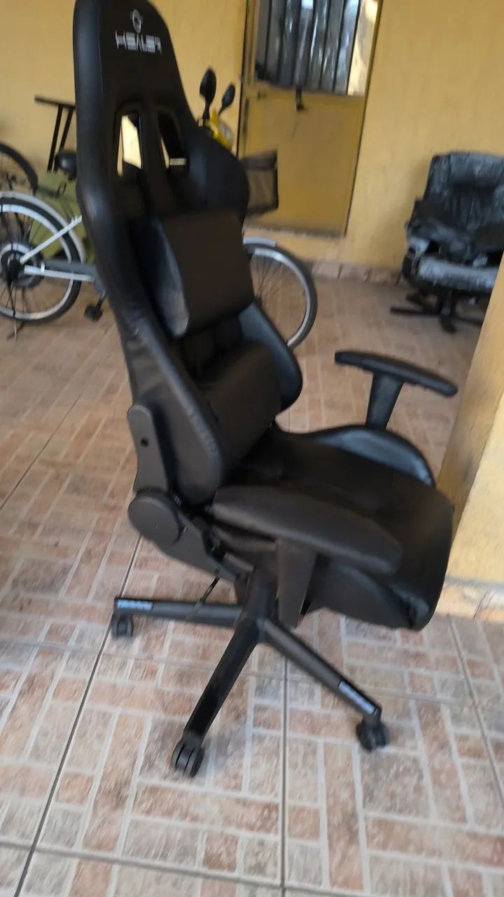 Cadeira gamer ótimo estado 