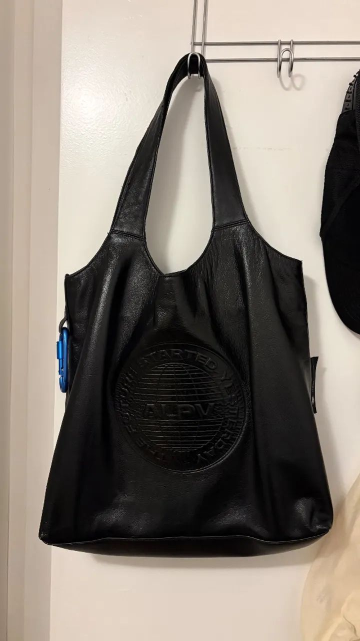 Bolsa - Alexandre Pavão