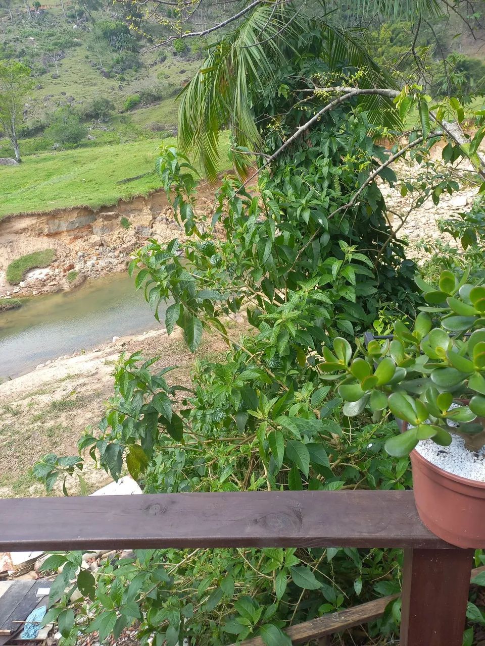 Vendo ou troco por outra casa  - Foto 5