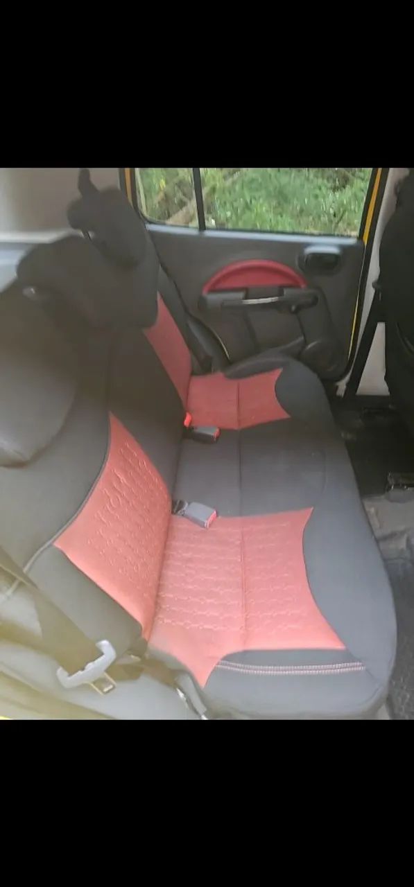 Fiat Uno Sporting 1.4 EVO Fire Flex 8V 4P 2012 - Foto 3