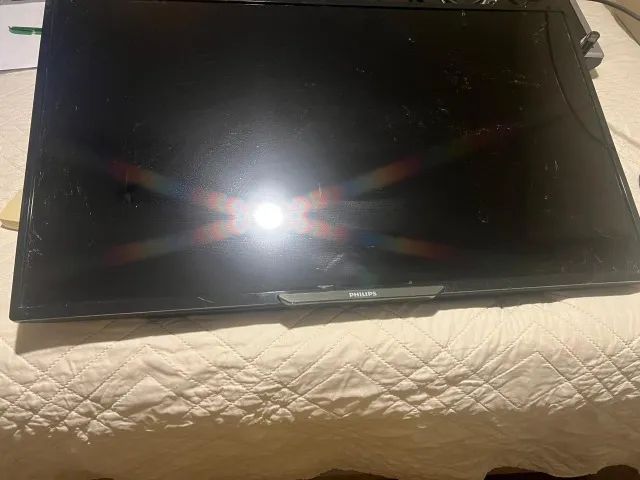 VENDO TV FHILIPS 32 POLEGADAS COM CONTROLE