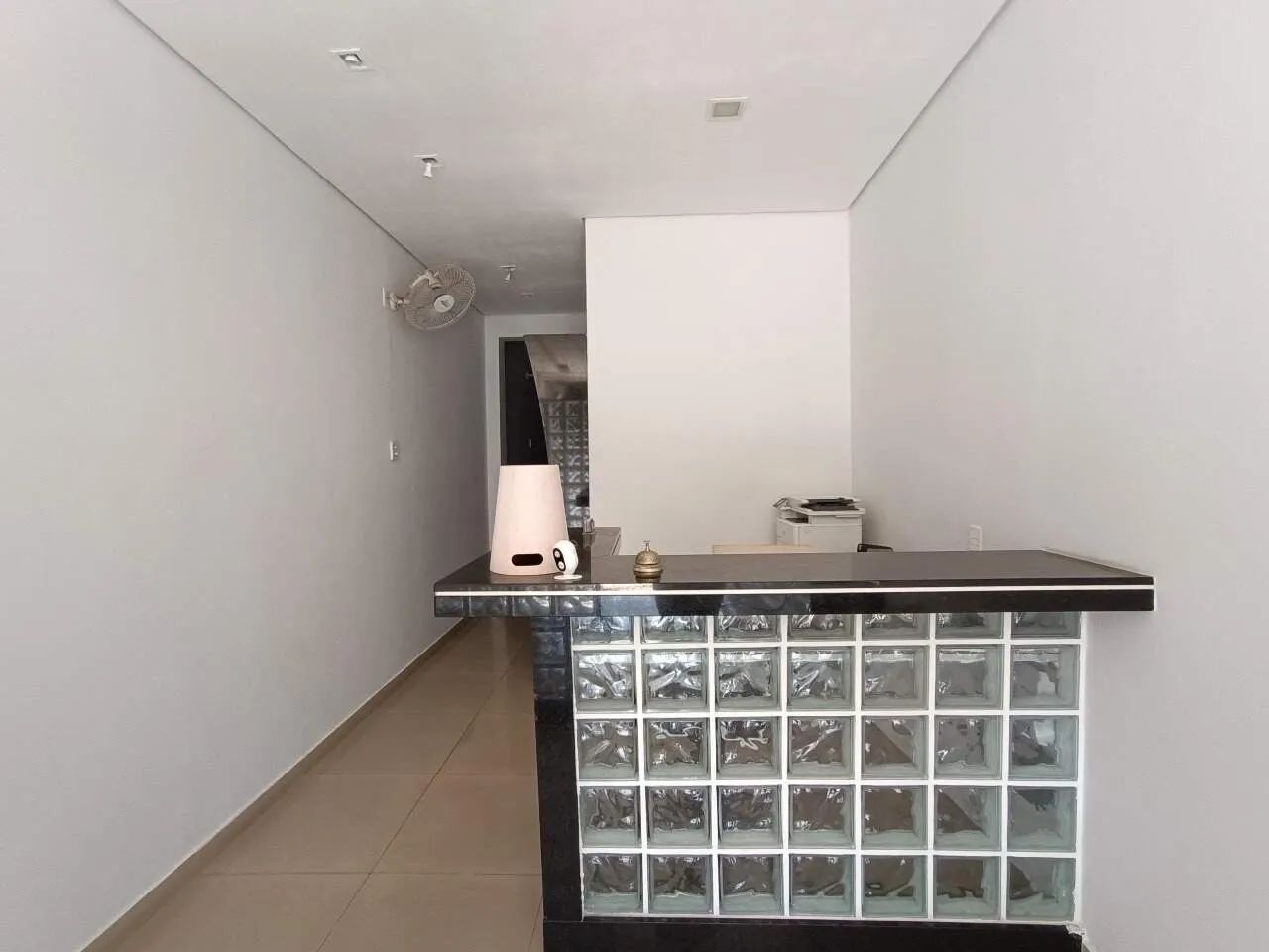 Sala Comercial Totalmente Planejada em Avenida Movimentada - Foto 4