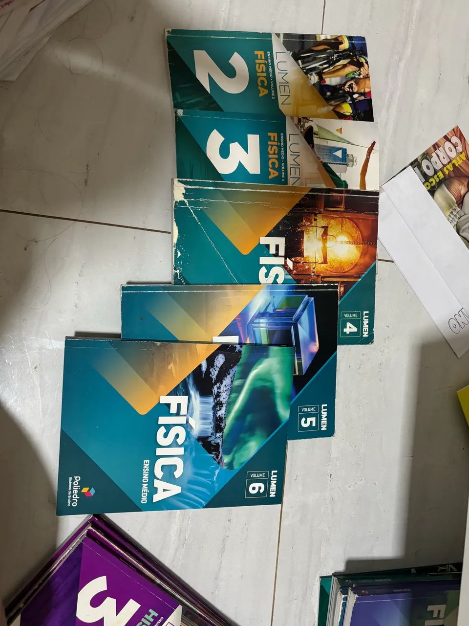 doa-se material didático/apostilas Poliedro 1º e 2º ano EM