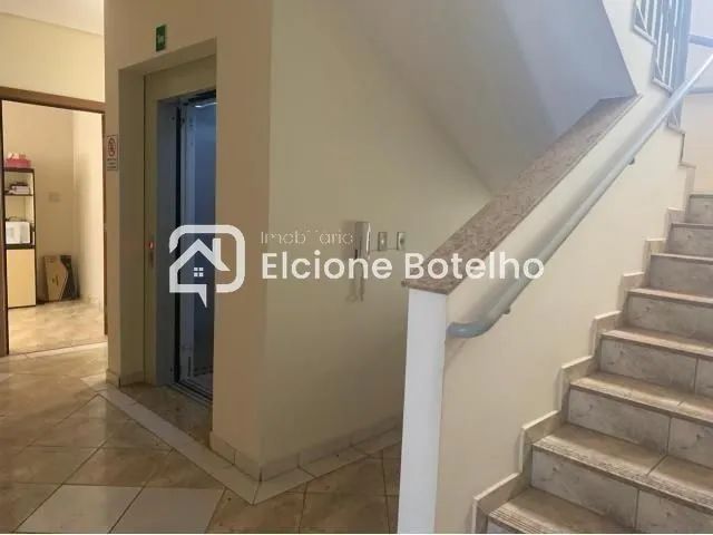 Sala Comercial de 45 m² para Aluguel no Bairro Brasil, Uberlândia - Foto 3