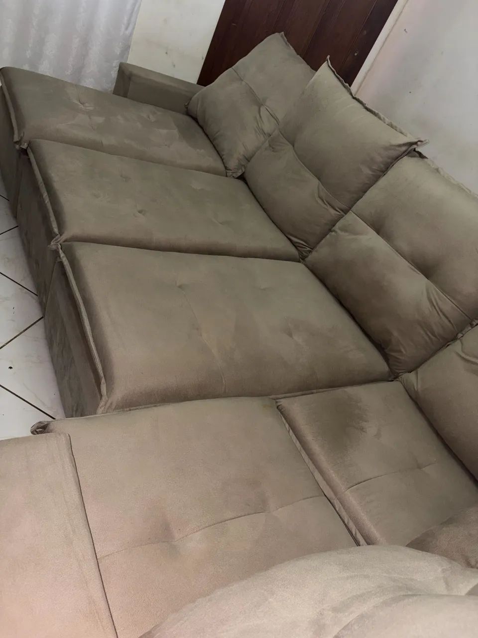 Sofá retrátil e reclinável 