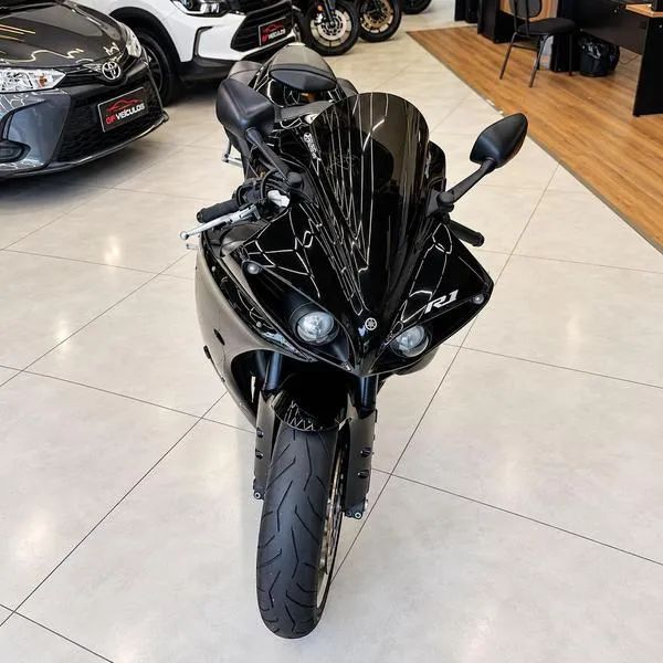 YAMAHA YZF R1 2010 - Foto 4
