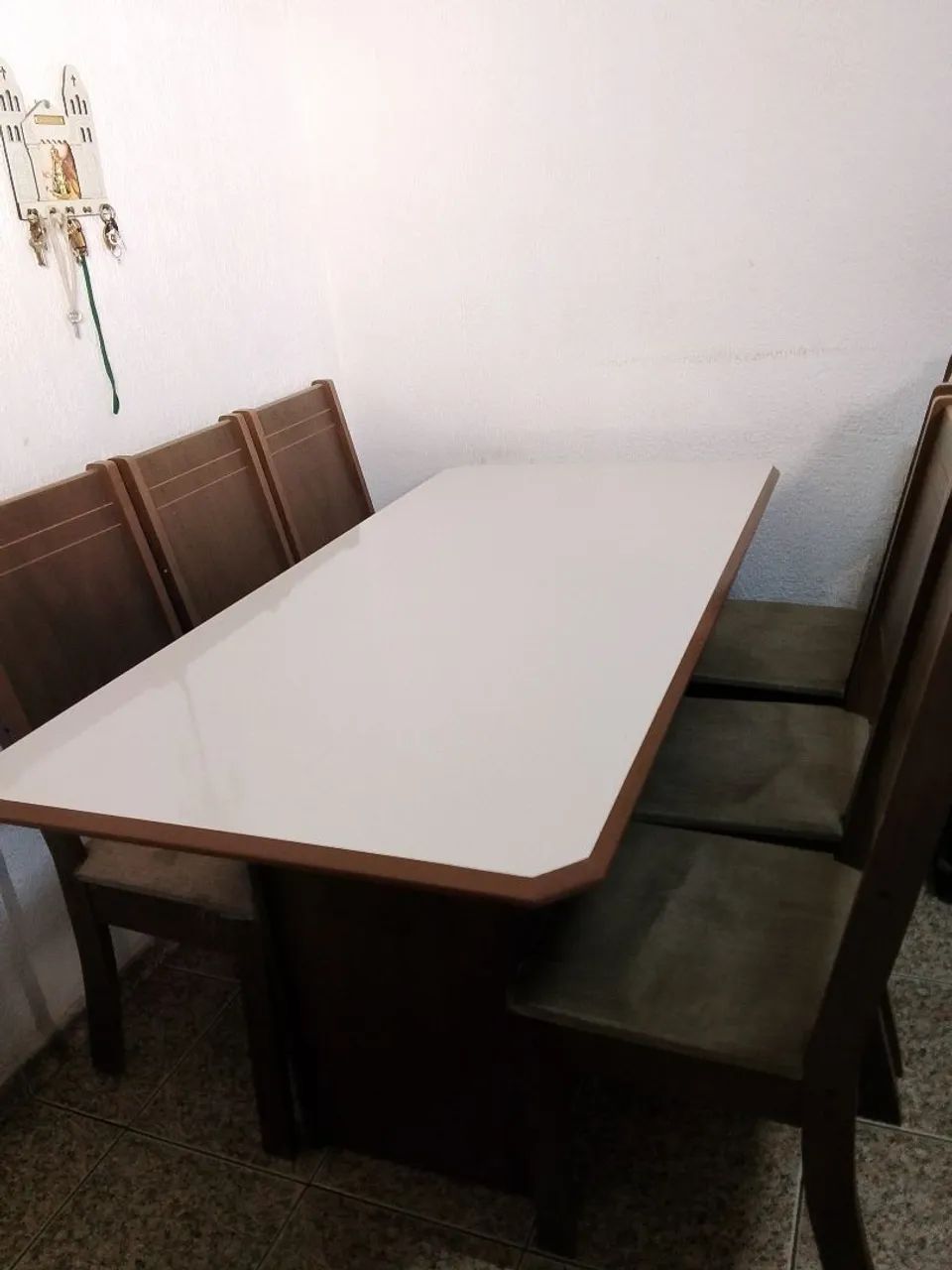 Mesa de cozinha com 6 cadeiras - Foto 2