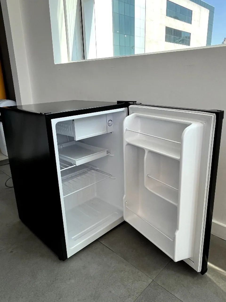 Frigobar Philco 66L - Foto 2