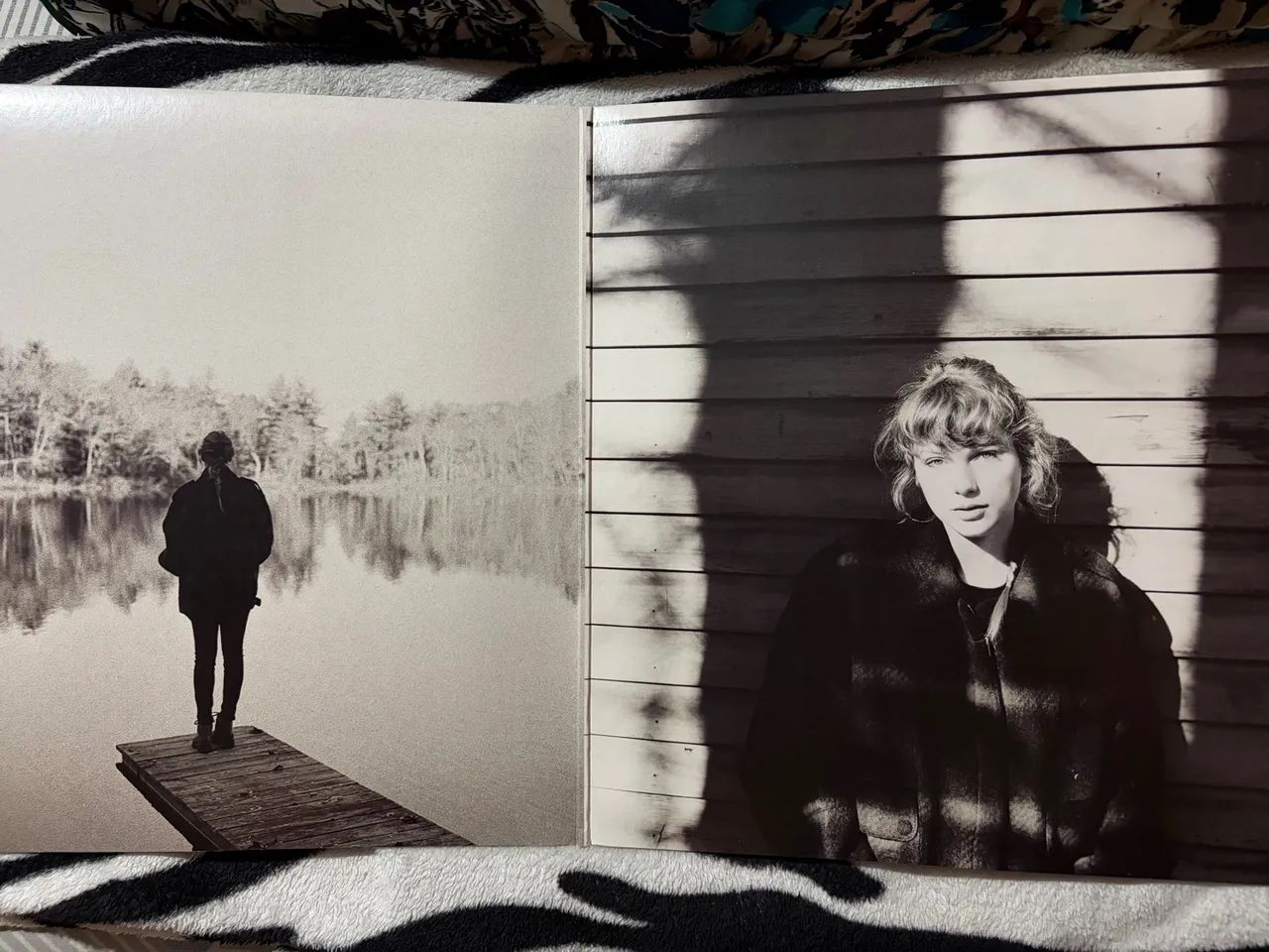 Vinil Evermore - Taylor Swift (2021) Edição Francesa - Foto 3