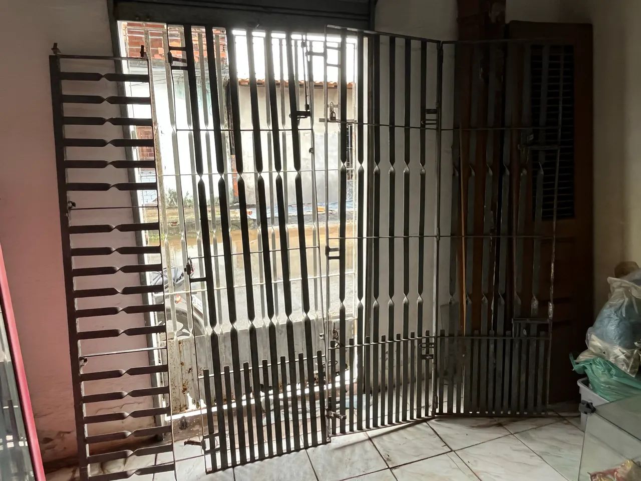 Portão de ferro 