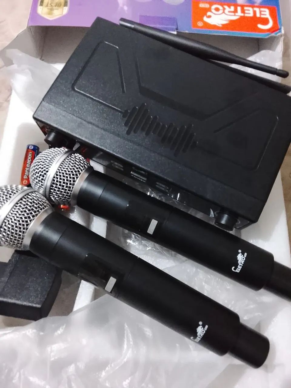 Microfone sem fio duplo