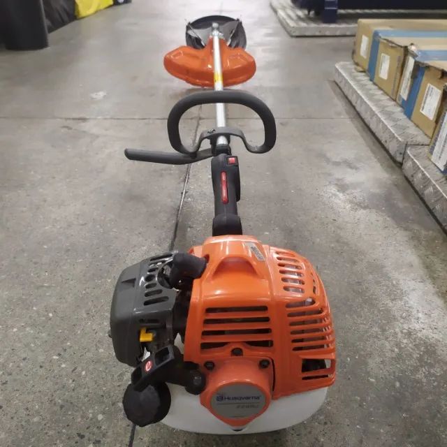 Roçadeira 226RJ Husqvarna para capim e colheita de café. - Foto 2