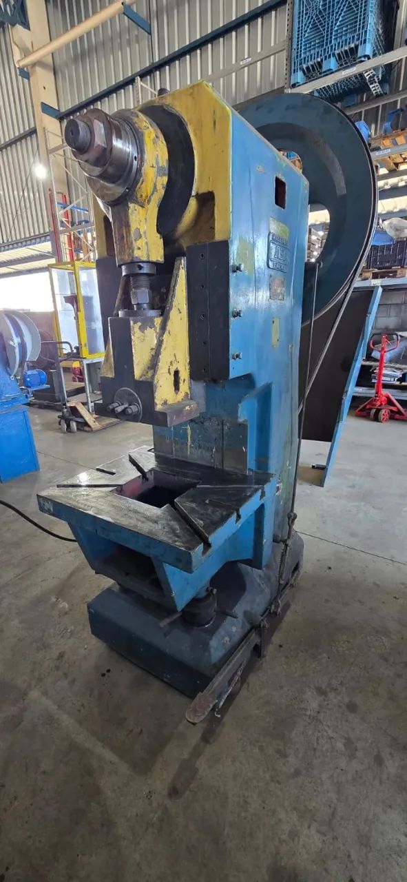 PRENSA EXCENTRICA 60TON - MSL