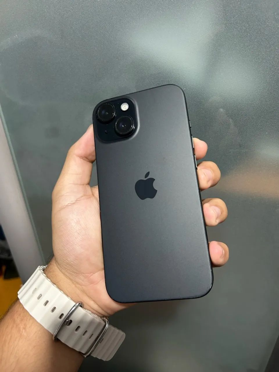 iPhone 15 Black 128 GB E-Sim - Foto 4