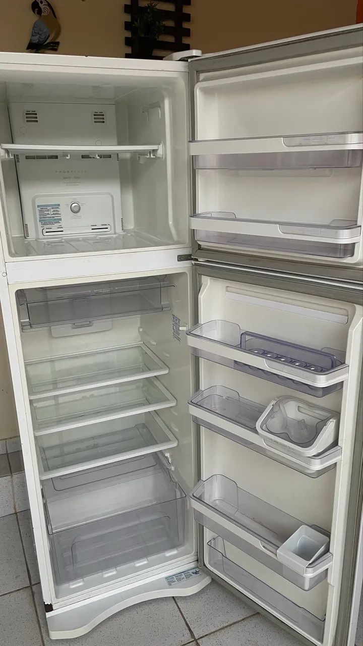 Vendo geladeira  - Foto 2