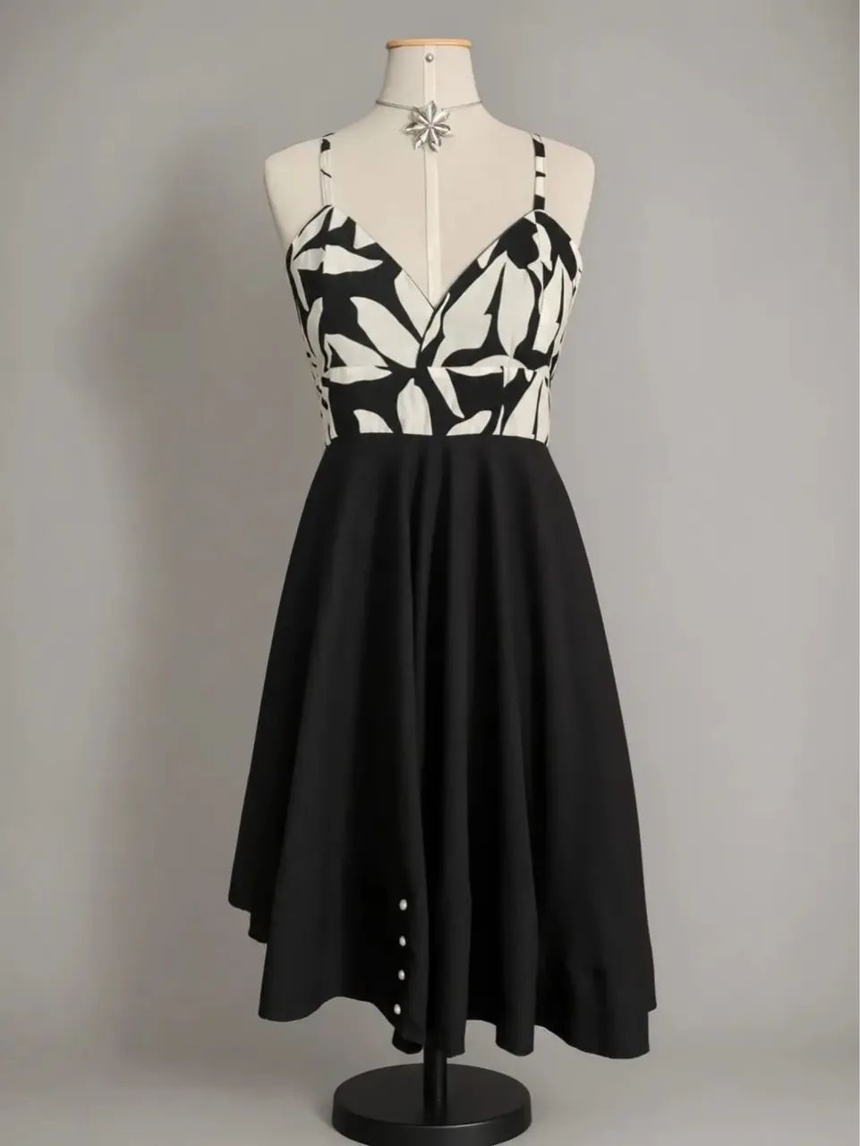 Vestido Vintage Preto e branco 
