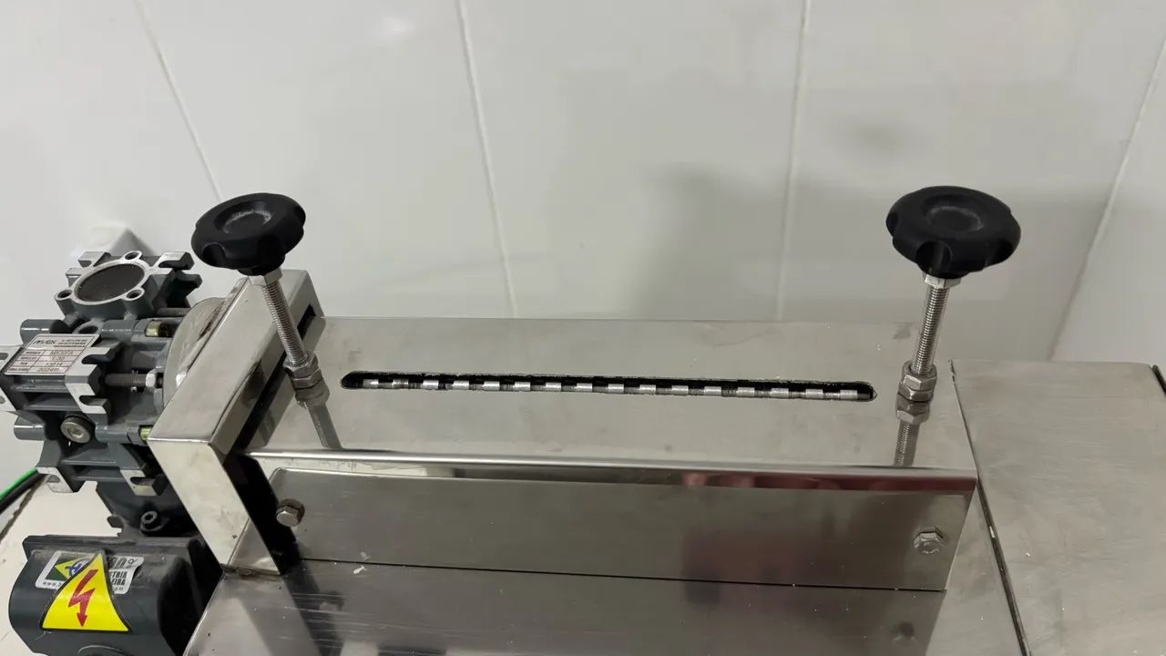 Vende- se máquina de corte para talharim - Foto 4