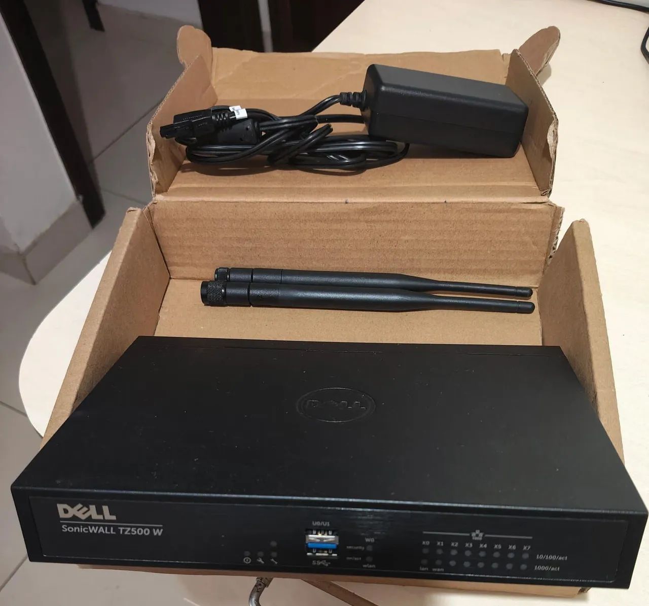 Dell SonicWALL TZ500 W