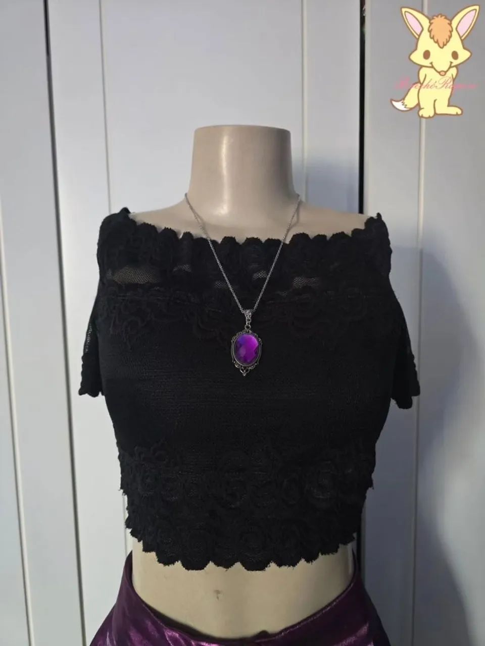 Cropped preto e sainha roxa  - Foto 2