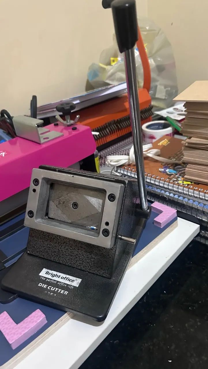 Máquina de cortar cartão com defeito - Foto 3