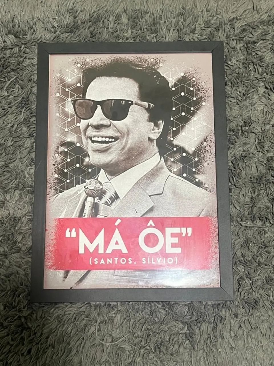 Quadro emoldurado com vidro - SILVIO SANTOS