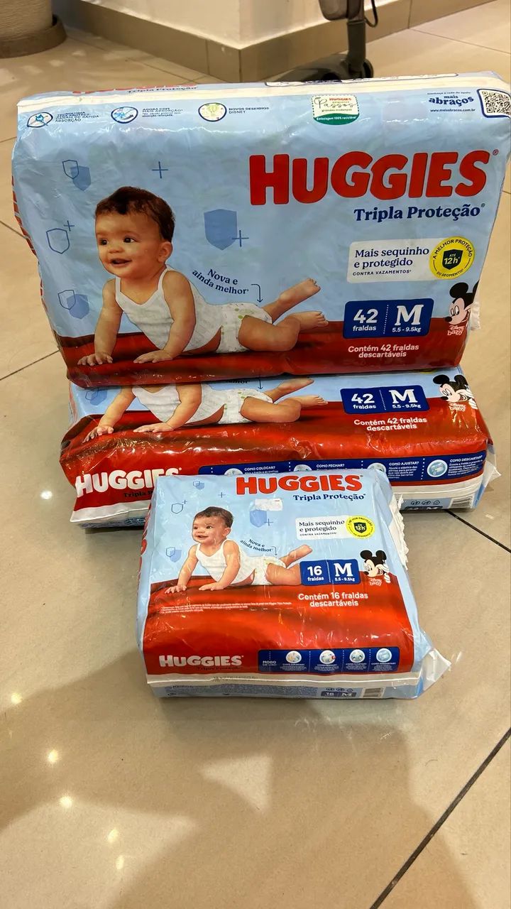 100 Fraldas Huggies Tripla proteção Mickey  - Foto 3