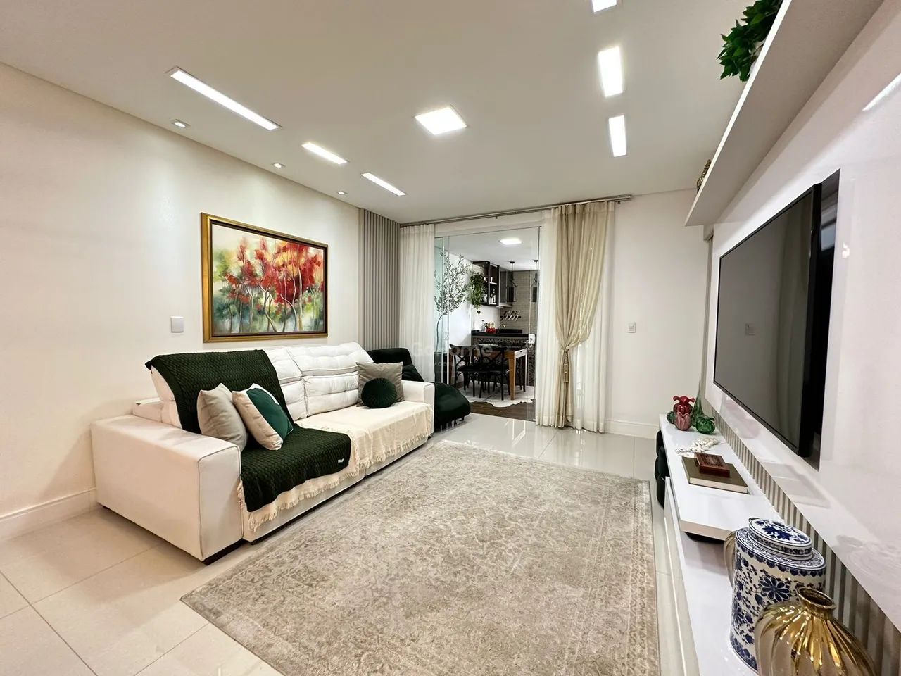Apartamento no centro de Chapecó - 3 dormitórios, suíte master com closet e hidr
