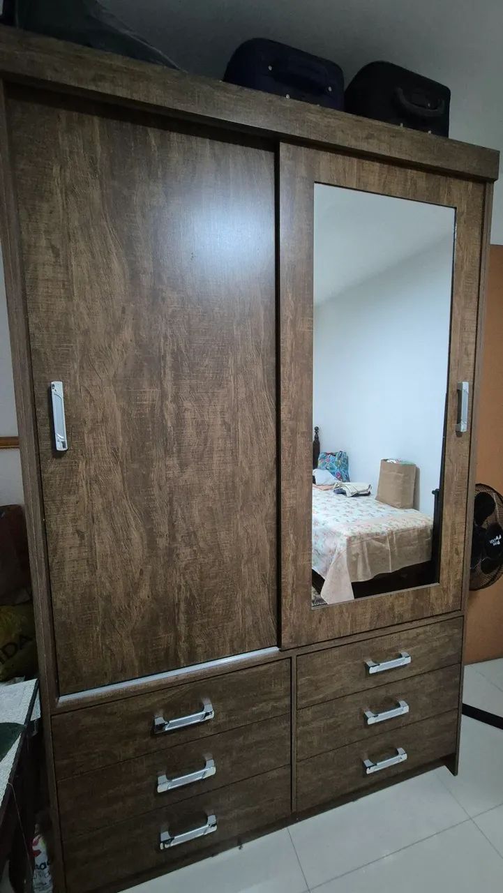 Guarda Roupa Solteiro
