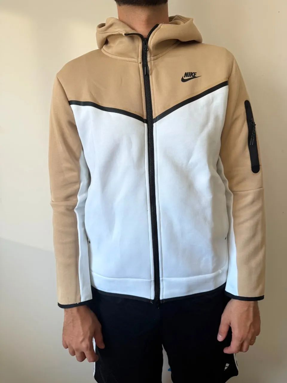 jaqueta nike tech fleece tamanho m Bege - Foto 2
