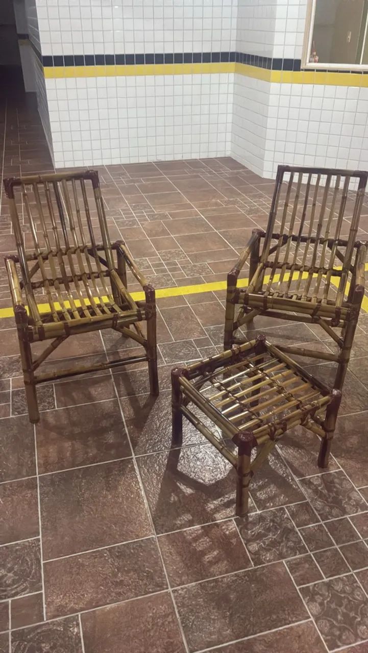 Cadeiras e mesa - Foto 2