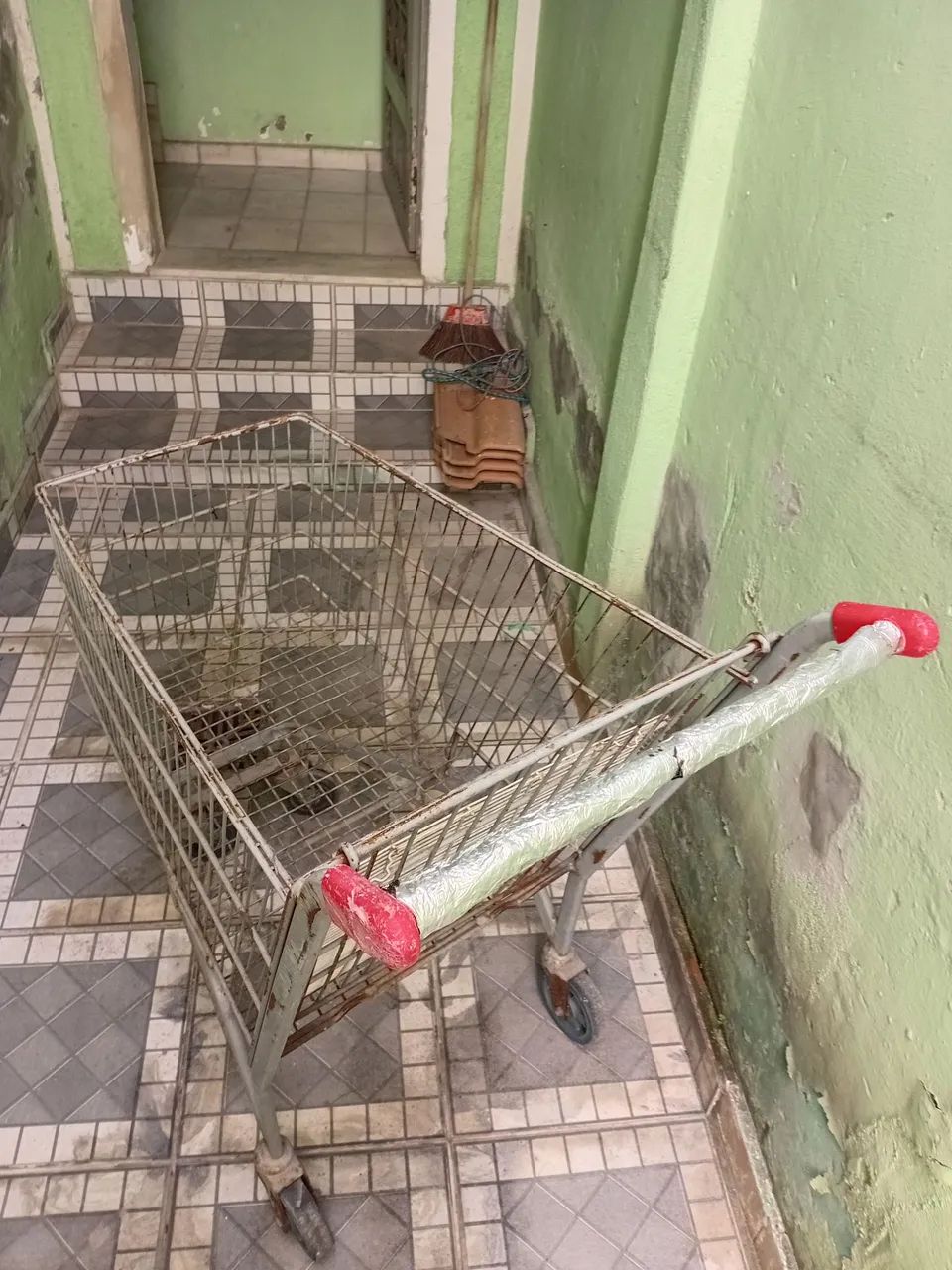 VENDO CARRINHO DE FEIRA - PEGANDO ATÉ AMANHÃ  - Foto 5