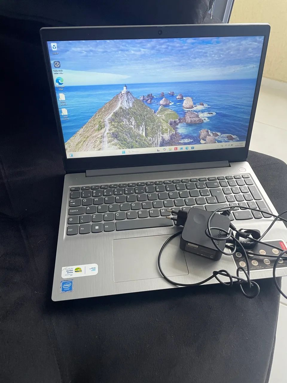Notebook praticamente novo, pouco uso, sem defeitos - Foto 5