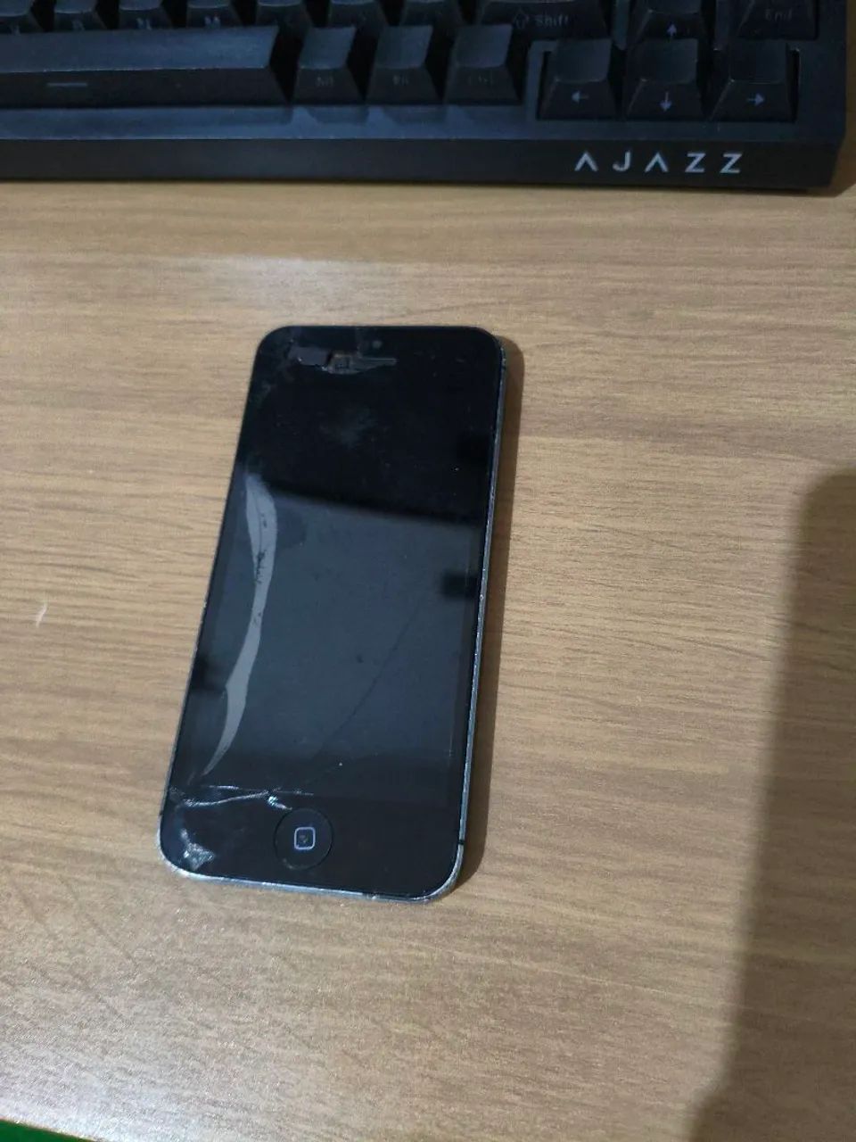 iPhone para pegar pe ça  - Foto 2