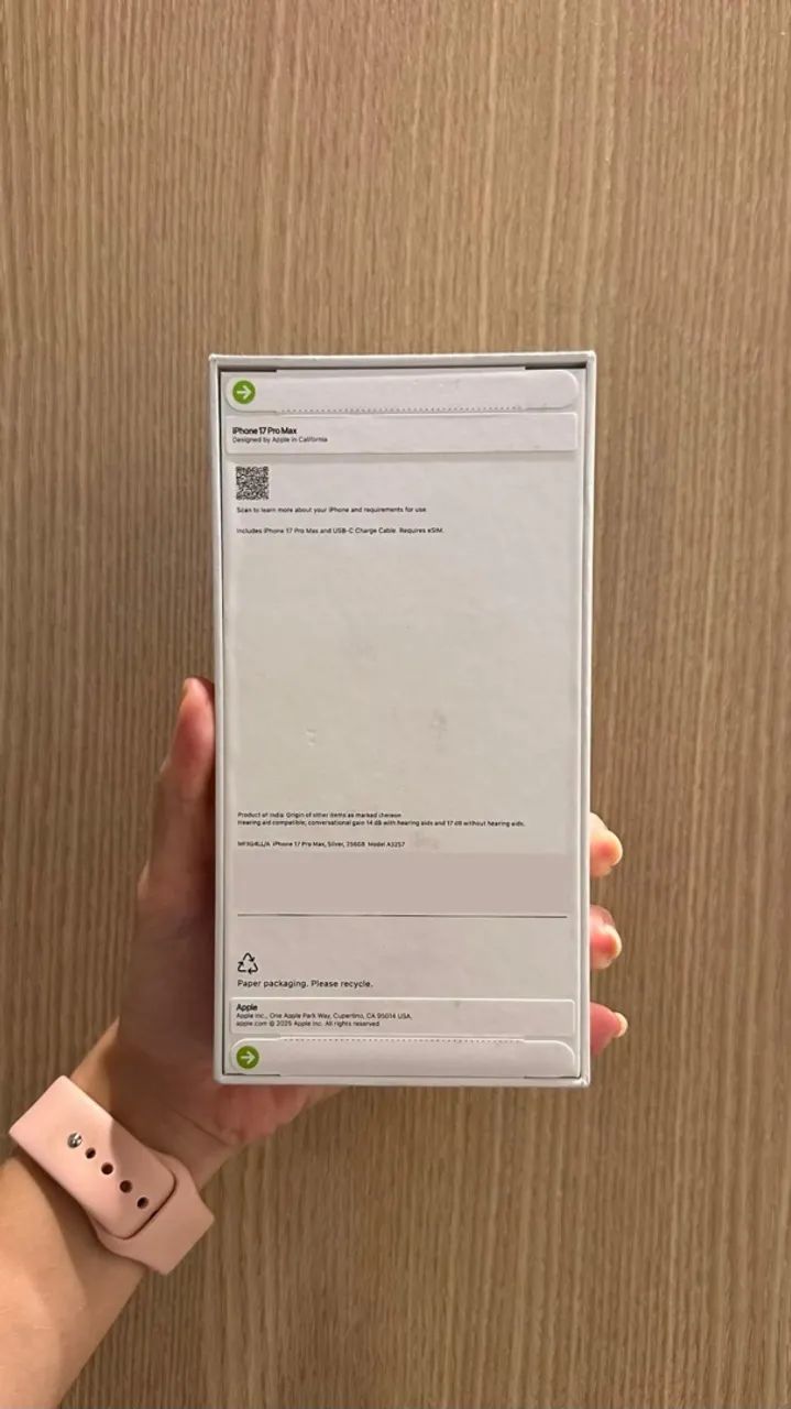 iPhone 17 Pro Max 256GB Prata - Foto 2
