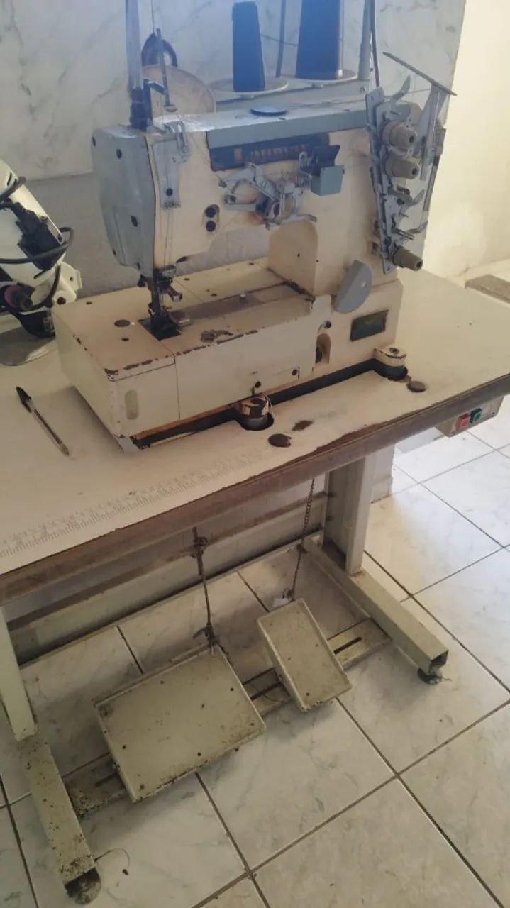 Máquinas de costura 65581361316354121