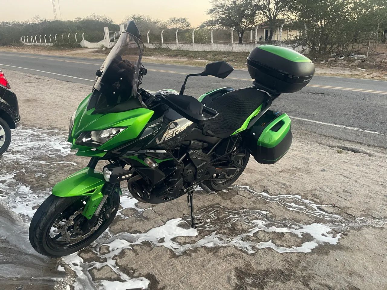 Vendo versys 650  - Foto 2