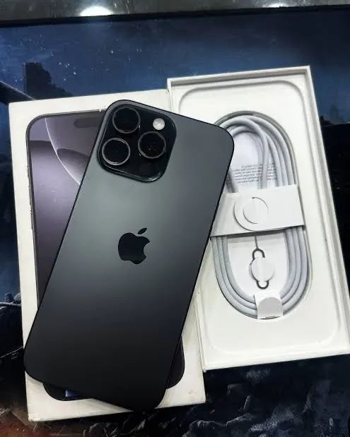 iPhone 16 Pro 512GB - Foto 2