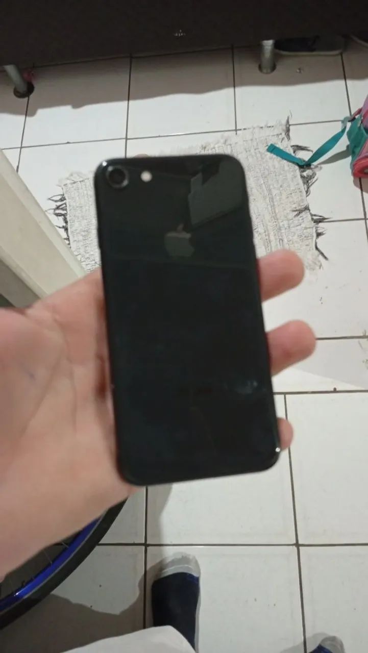 Vend aifone 8 normal 64 giga  - Foto 3
