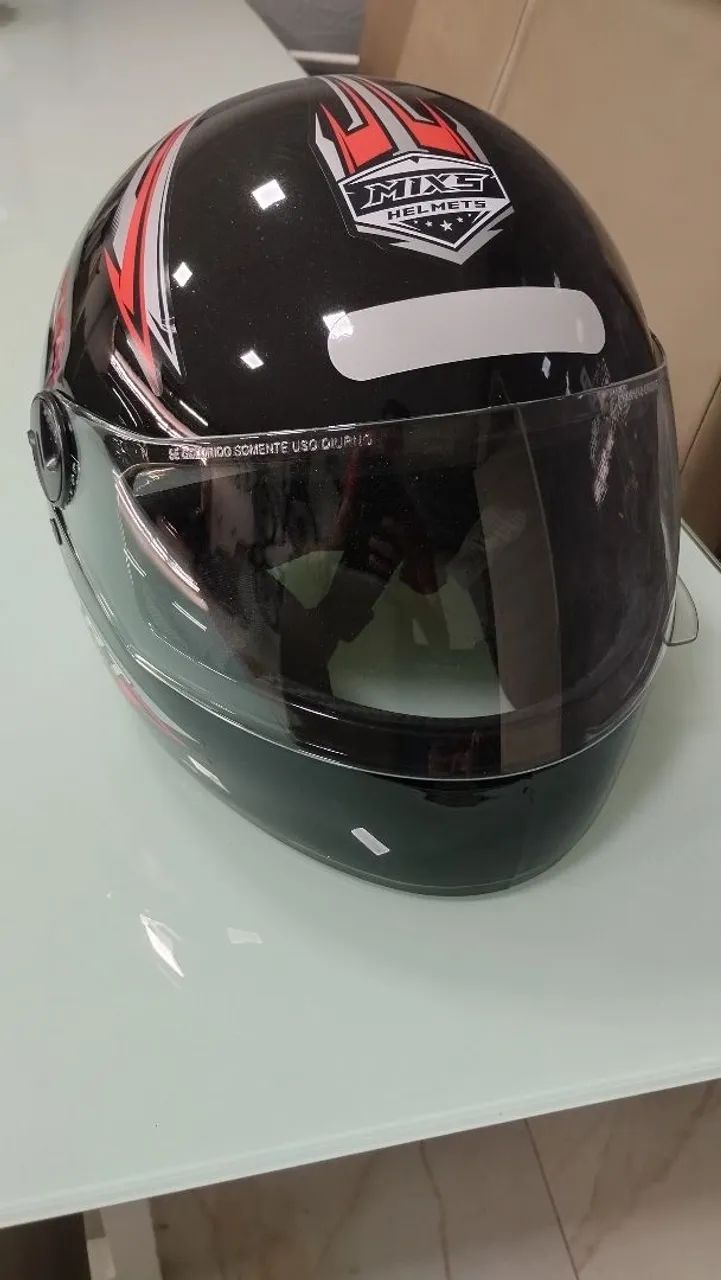 Capacete