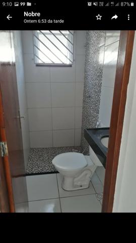 Alugo casa