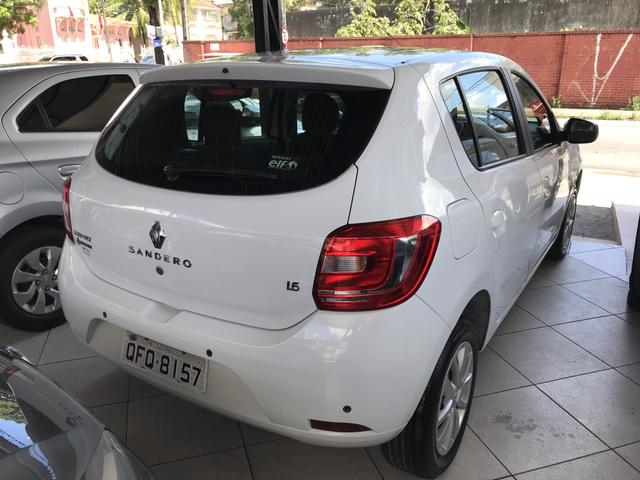 Renault Sandero 1.6 Expression 2017 - Foto 3