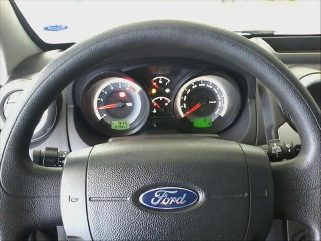 Ford Fiesta 1.6 Rocam Sedan 8v - Foto 10