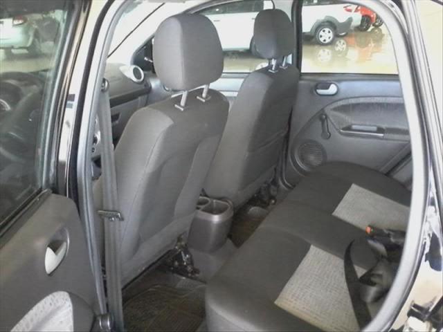 Ford Fiesta 1.6 Rocam Sedan 8v - Foto 6