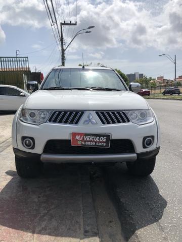 Pajero Dakar 2012 7 lugares
