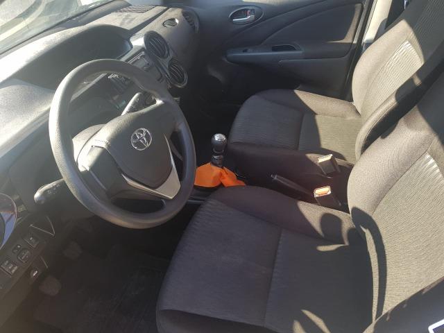 Etios X Sedan 1.5 Flex 16V Mec - Foto 6