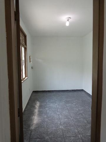 Casa de vila na Rua Goiás junto à estação de trem (supervia) de Quintino Bocaiúva - Foto 6